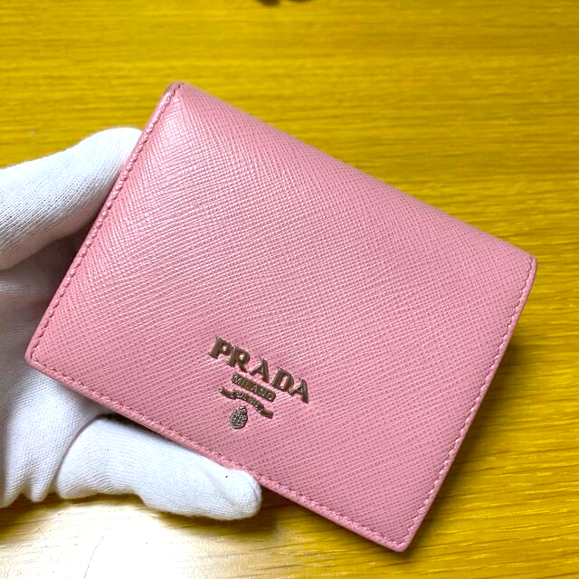 PRADA(プラダ)のプラダ　PRADA 財布 レディースのファッション小物(財布)の商品写真