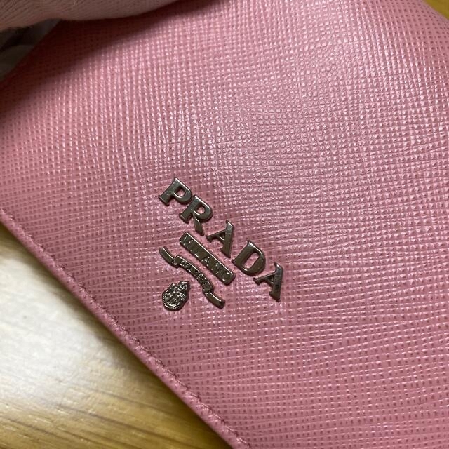 PRADA(プラダ)のプラダ　PRADA 財布 レディースのファッション小物(財布)の商品写真