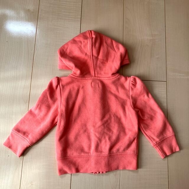 babyGAP(ベビーギャップ)のアウター　パーカー　80 キッズ/ベビー/マタニティのベビー服(~85cm)(ジャケット/コート)の商品写真