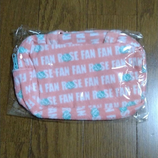 ROSE FANFAN(ローズファンファン)の⚫希少・新品・未使用⚫ROSE FAN FAN⚫レア付録4点セット レディースのファッション小物(ポーチ)の商品写真