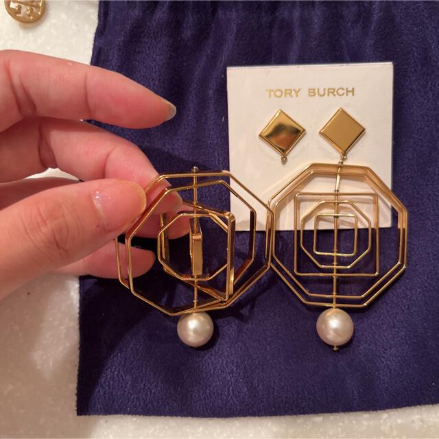 Tory Burch(トリーバーチ)の【訳アリ！】Tory Burch ピアス　巾着付き！ レディースのアクセサリー(ピアス)の商品写真