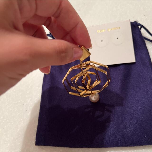 Tory Burch(トリーバーチ)の【訳アリ！】Tory Burch ピアス　巾着付き！ レディースのアクセサリー(ピアス)の商品写真