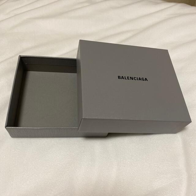 Balenciaga(バレンシアガ)のバレンシアガ　箱のみ レディースのバッグ(ショップ袋)の商品写真