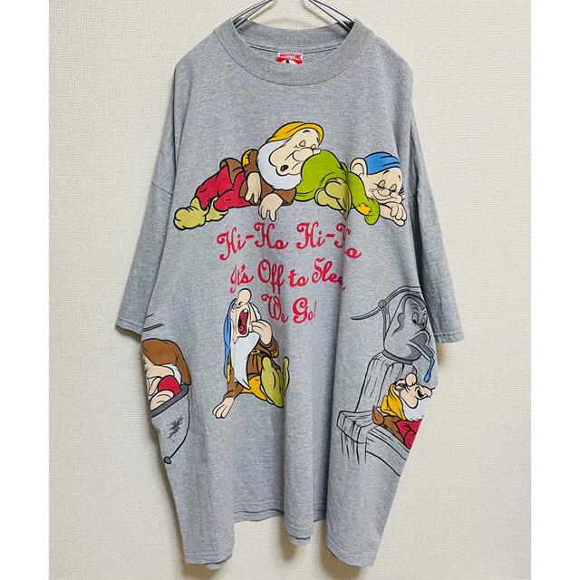 Disney(ディズニー)の美品　90〜00s 7人の小人 sleeping mulch print  T メンズのトップス(Tシャツ/カットソー(半袖/袖なし))の商品写真