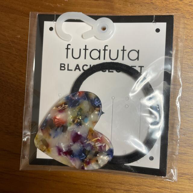 futafuta(フタフタ)の新品•未使用☆futafuta フタフタ　ヘアゴム2P キッズ/ベビー/マタニティのこども用ファッション小物(その他)の商品写真