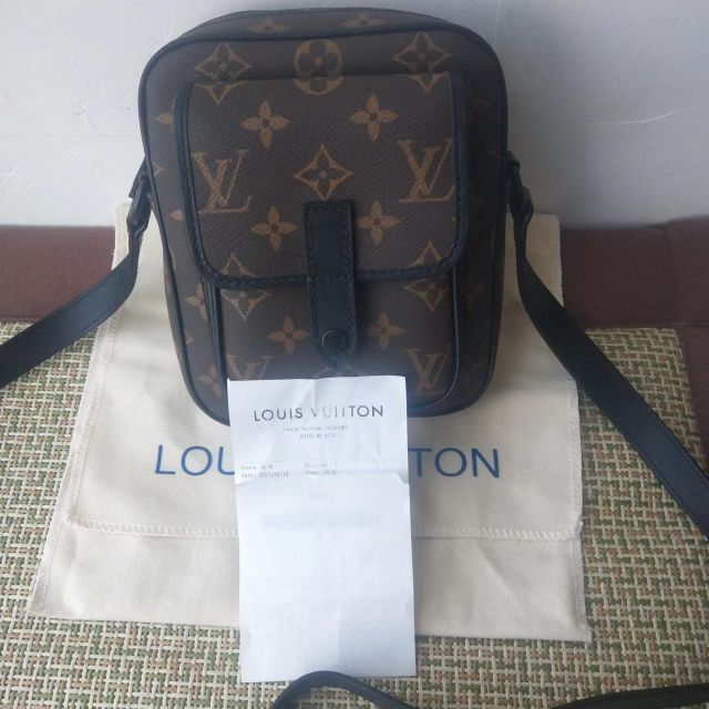 LOUIS VUITTON - Louis Vuitton クリストファー・ウエアラブル ウォレットの通販 by まなか's shop｜ルイヴィトンならラクマ