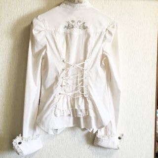 OZZON - OZZ CROCE 薔薇刺繍ブラウス 背面編上げの通販 by Lyc's ...