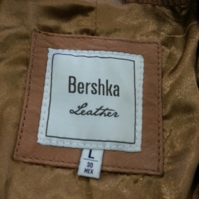 Bershka(ベルシュカ)のﾍﾞﾙｼｭｶ ライダースジャケット レディースのジャケット/アウター(ライダースジャケット)の商品写真