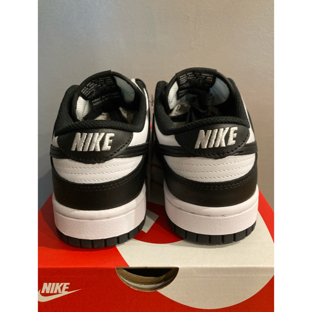 NIKE(ナイキ)のNike WMNS Dunk Low "White/Black" レディースの靴/シューズ(スニーカー)の商品写真