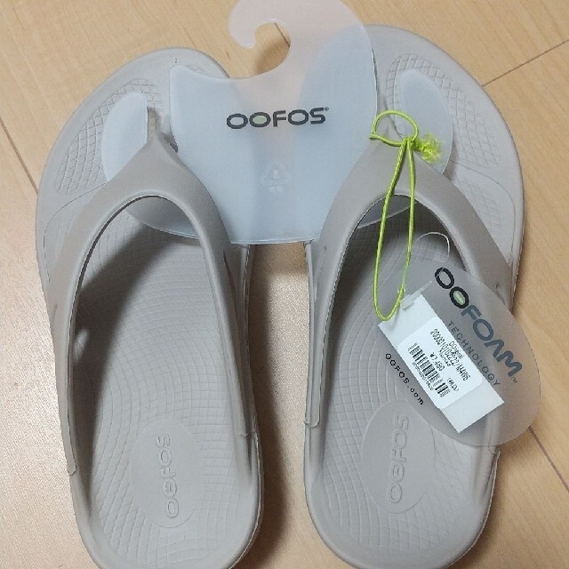 本命ギフト OOFOS - 23 リカバリーサンダル ノマド ウーフォス サンダル 本命ギフト OOFOS - 23 リカバリーサンダル ノマド ウーフォス サンダル