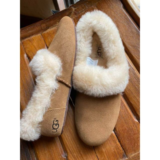 新品未使用 UGG w kendyl スリッポン ルームシューズ