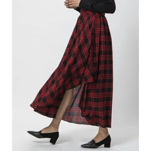 DOUBLE STANDARD CLOTHING(ダブルスタンダードクロージング)のダブルスタンダードクロージング チェック ロングスカート 20AW フリル 赤黒 レディースのスカート(ロングスカート)の商品写真