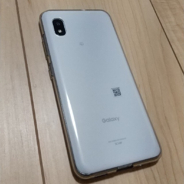 Galaxy(ギャラクシー)のGalaxy A21 ホワイト SIMフリー本体 スマホ/家電/カメラのスマートフォン/携帯電話(スマートフォン本体)の商品写真