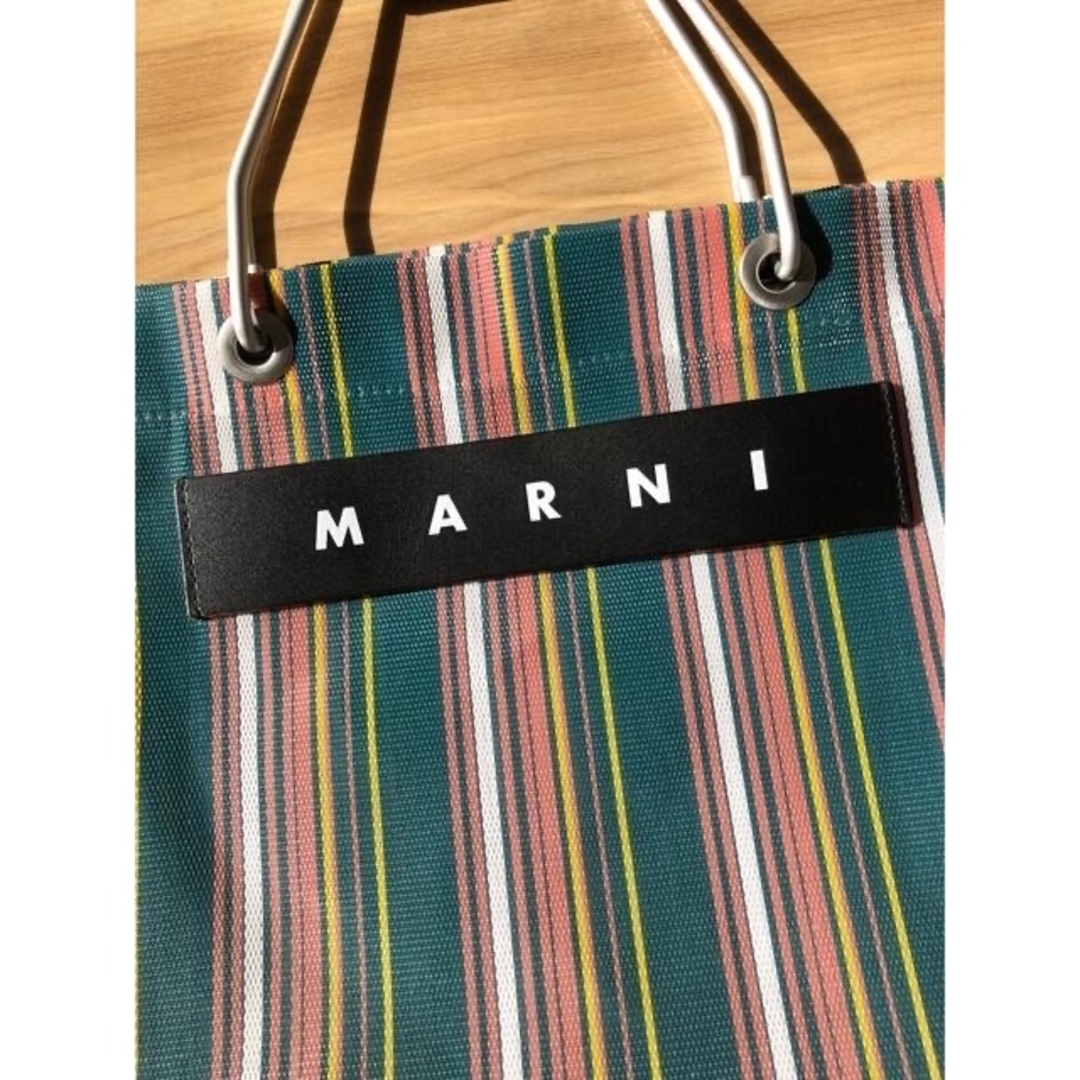 Marni(マルニ)のMARNI FLOWER CAFE ストライプバッグ  グリーン レディースのバッグ(トートバッグ)の商品写真