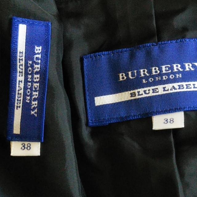 BURBERRY BLUE LABEL(バーバリーブルーレーベル)のバーバリーブルーレーベル スカートスーツ レディースのフォーマル/ドレス(スーツ)の商品写真