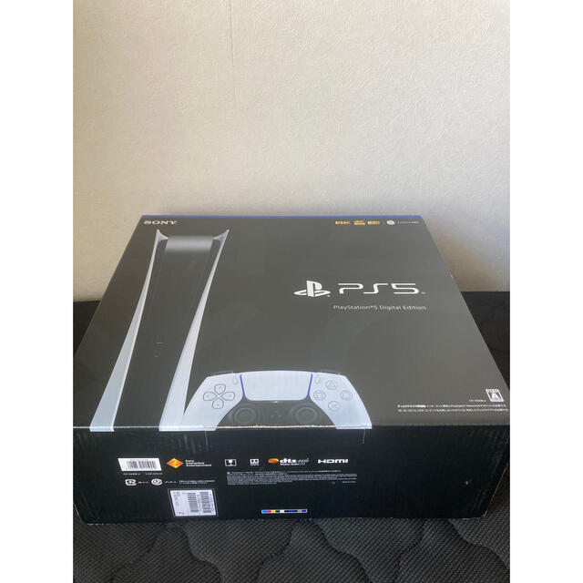 PlayStation(プレイステーション)のPS5 本体 デジタルエディション エンタメ/ホビーのゲームソフト/ゲーム機本体(家庭用ゲーム機本体)の商品写真