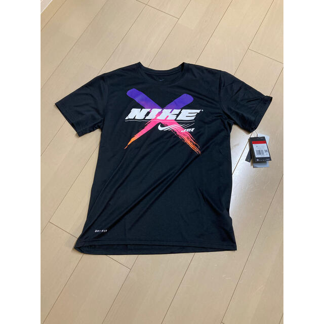 NIKE(ナイキ)のナイキ　tシャツ メンズのトップス(Tシャツ/カットソー(半袖/袖なし))の商品写真