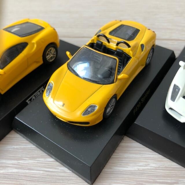 Ferrari(フェラーリ)のフェラーリ　京商1/64ミニカーコレクション　5台セット エンタメ/ホビーのおもちゃ/ぬいぐるみ(模型/プラモデル)の商品写真