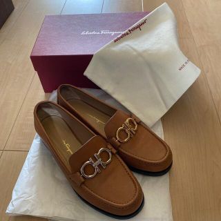 サルヴァトーレフェラガモ(Salvatore Ferragamo)のSalvatore Ferragamo ローファー(ローファー/革靴)