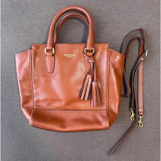 コーチ(COACH)のCOACH コーチ タッセル  2way ショルダーバッグ 茶 タン(ショルダーバッグ)