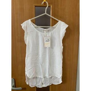 ザラ(ZARA)のstradivarius 新品未使用タグ付き　袖フリル シャツ　海外ブランド(Tシャツ(半袖/袖なし))