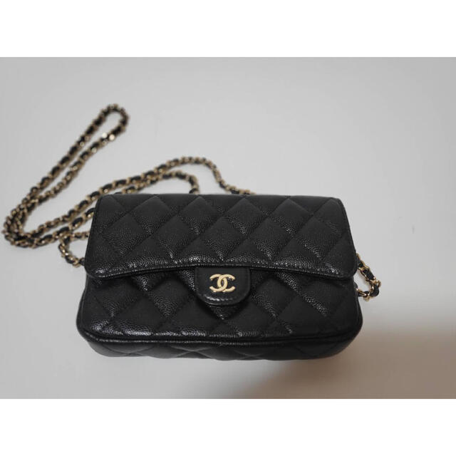 新品未使用級 CHANEL チェーンウォレット フォンケース