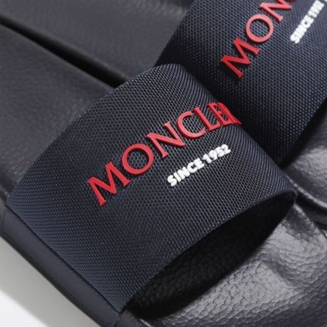 MONCLER(モンクレール)の●新品/正規品● MONCLER Basile X Sliders サンダル メンズの靴/シューズ(サンダル)の商品写真