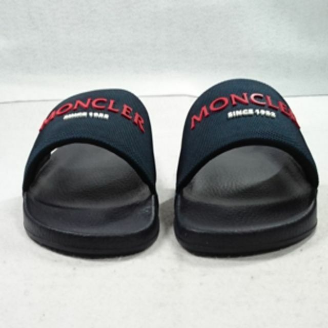 MONCLER(モンクレール)の●新品/正規品● MONCLER Basile X Sliders サンダル メンズの靴/シューズ(サンダル)の商品写真