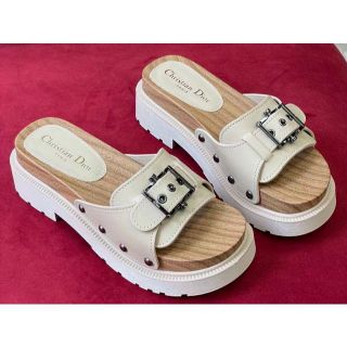 2ページ目 - ディオール(Christian Dior) サンダル(レディース)の通販 2ページ目 - ディオール(Christian Dior) サンダル(レディース)の通販