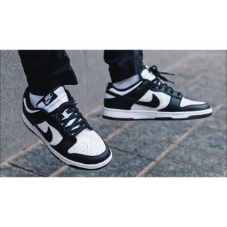 ナイキ(NIKE)のnike dunk low パンダ(スニーカー)