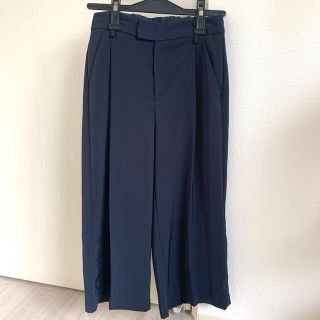 ジーユー(GU)のイージーワイド　クロップドパンツ(クロップドパンツ)