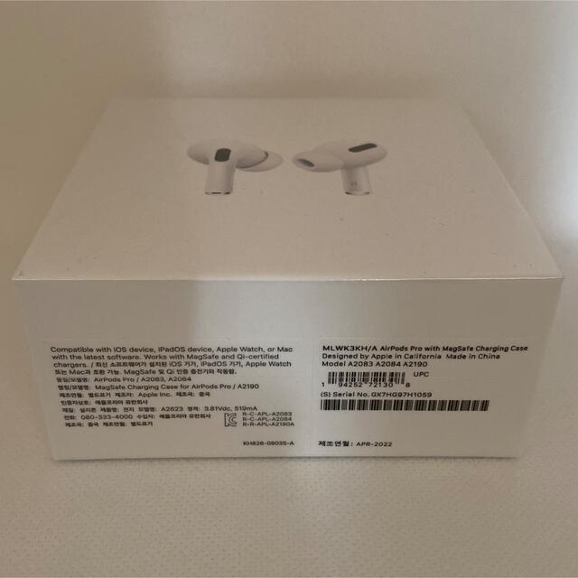 Apple(アップル)の新品未使用 Apple AirPods Pro MLWK3KH/A スマホ/家電/カメラのオーディオ機器(ヘッドフォン/イヤフォン)の商品写真