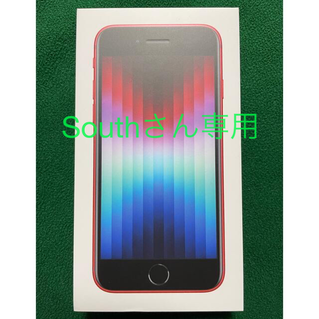 iPhone(アイフォーン)の☆｡ 新品 iPhone SE 第3世代 128GB RED SIMフリー スマホ/家電/カメラのスマートフォン/携帯電話(スマートフォン本体)の商品写真