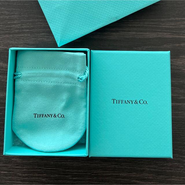 Tiffany & Co.(ティファニー)のティファニー指輪ケース　内袋　未使用 レディースのバッグ(ショップ袋)の商品写真