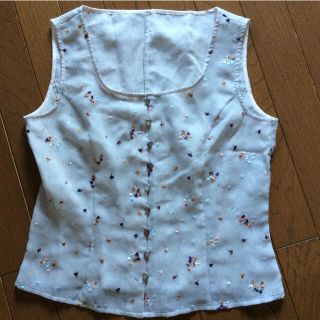 ニジュウサンク(23区)の刺繍タンクトップ(タンクトップ)