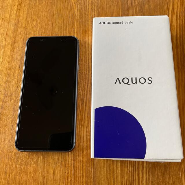 AQUOS(アクオス)のシャープ AQUOS sense3 basic SHV48ブラック au スマホ/家電/カメラのスマートフォン/携帯電話(携帯電話本体)の商品写真