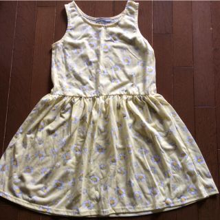 オリーブデオリーブ(OLIVEdesOLIVE)の美品！花柄ワンピース(ミニワンピース)