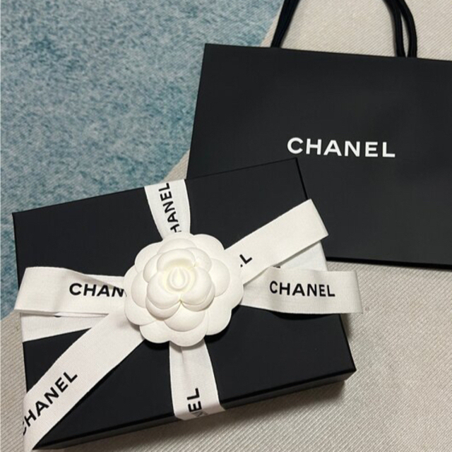 美品激安通販】 ※お値下げ不可※CHANEL ハーフココスモールウォレット