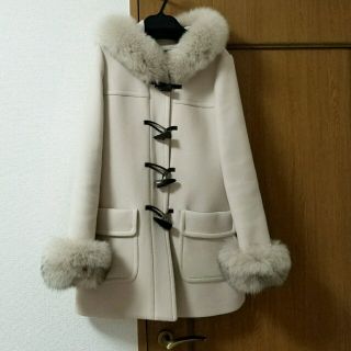 ジャスグリッティー 服 ダッフルコート(レディース)の通販 7点 | JUSGLITTYのレディースを買うならラクマ