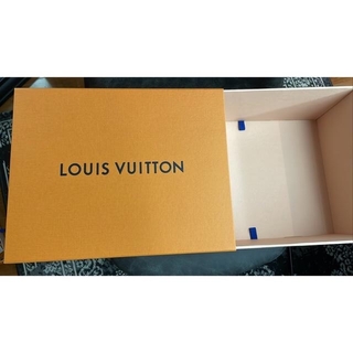 ルイヴィトン(LOUIS VUITTON)のルイヴィトン louisvuitton 空箱(ショップ袋)