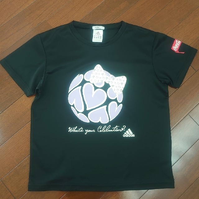 新品【非売品】FIFAワールドカップ☆コカ・コーラ ボトルTシャツ 