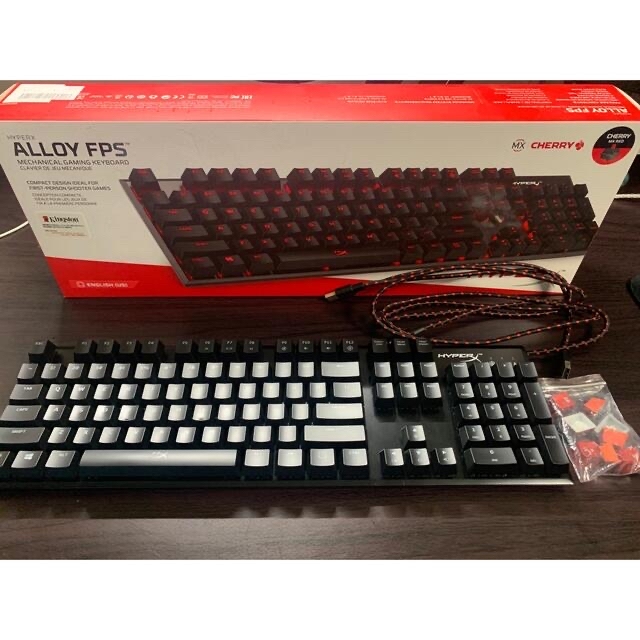 Hyperx Alloy fps 赤軸　キーボード