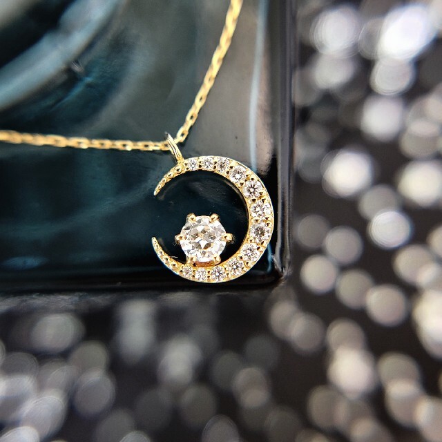 新発売の ✬お月様とお星さま✬　K18　ダイヤ　ネックレス ネックレス