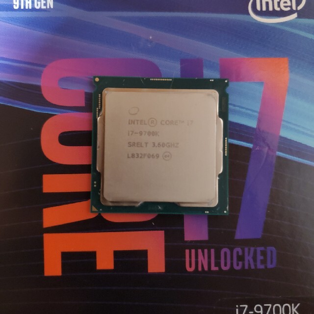 Intel cpu Core i7-9700kスマホ/家電/カメラ