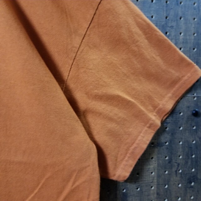 GILDAN(ギルタン)の【人気デザイン】 Ford　フォード　企業　デザイン　Tシャツ　2XL　オレンジ メンズのトップス(Tシャツ/カットソー(半袖/袖なし))の商品写真