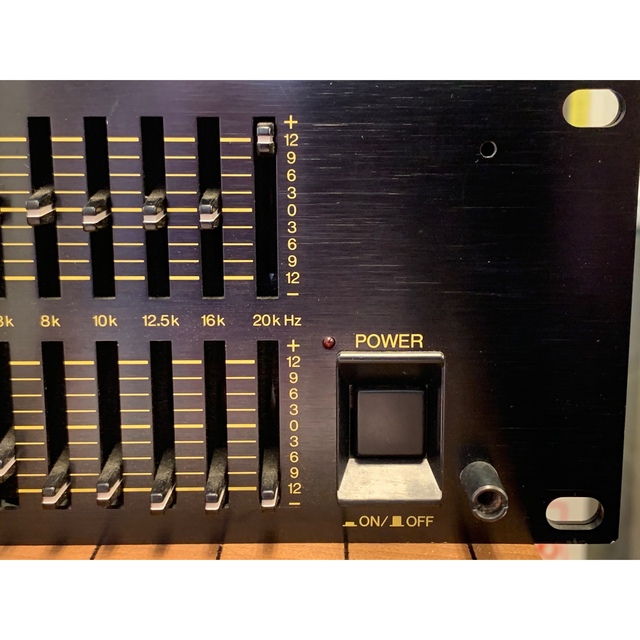 ヤマハ YAMAHA 31バンド 2ch グラフィックイコライザー Q2031B