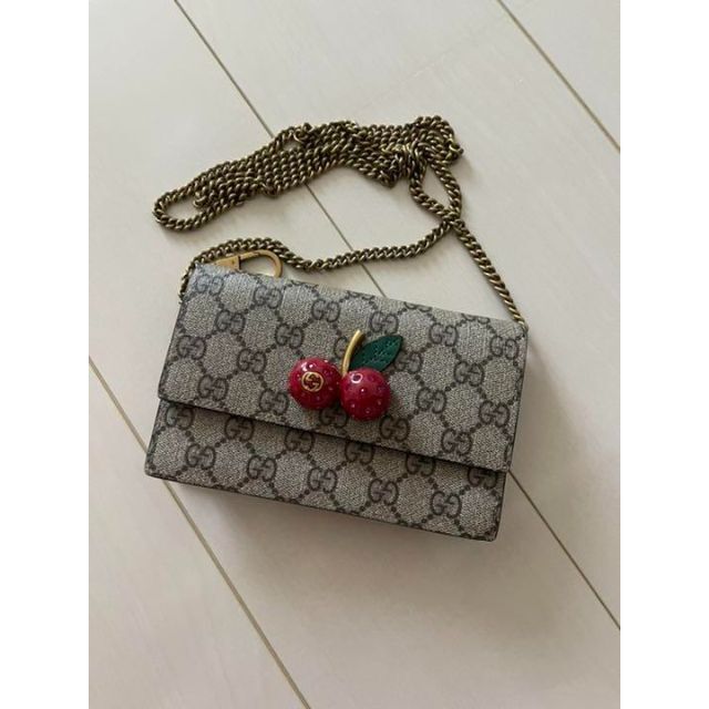 限時セール GUCCI チェリー GGスプリーム チェーン ショルダーバッグ