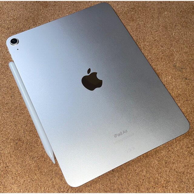【美品】iPad Air 第5世代 WiFi 64GB スターライト　ペンシル