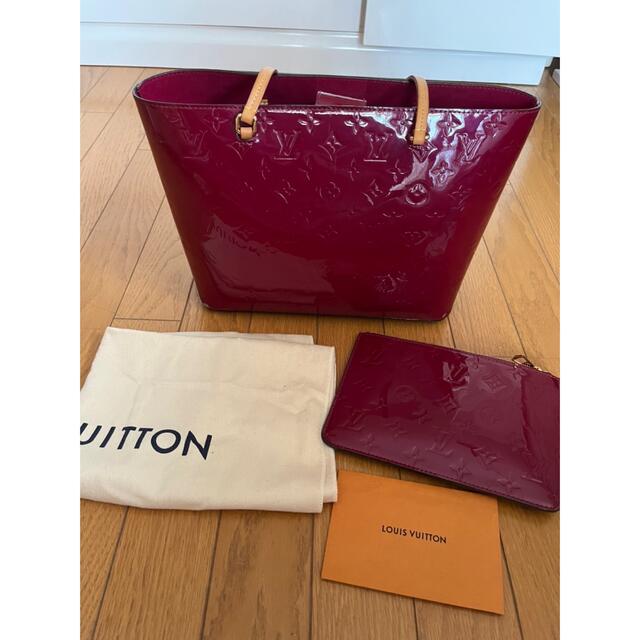 LOUIS VUITTON ヴェルニトート ワインレッド - トートバッグ