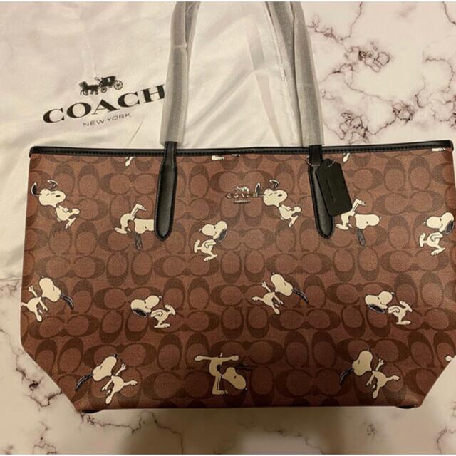 COACH(コーチ)の【 COACH】コーチ x スヌーピー コラボ トートバッグ レディースのバッグ(トートバッグ)の商品写真